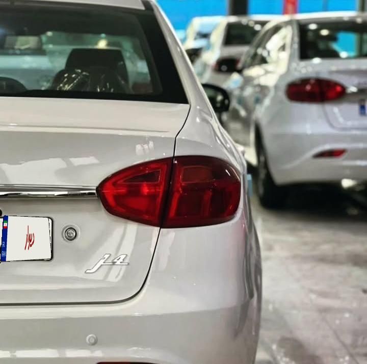 جک J4 اتوماتیک - 2025