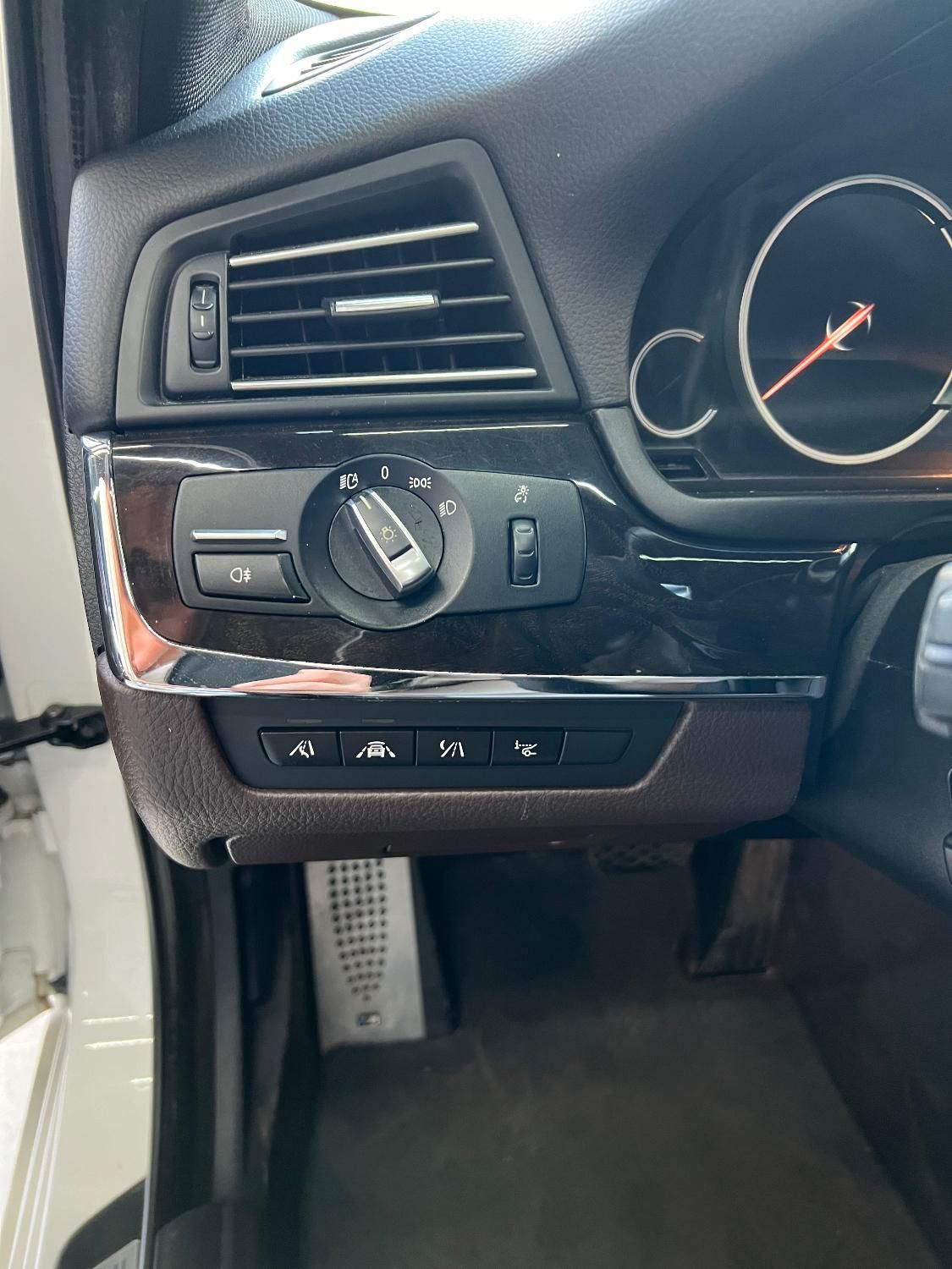 ب ام و سری 5 528i - 2015