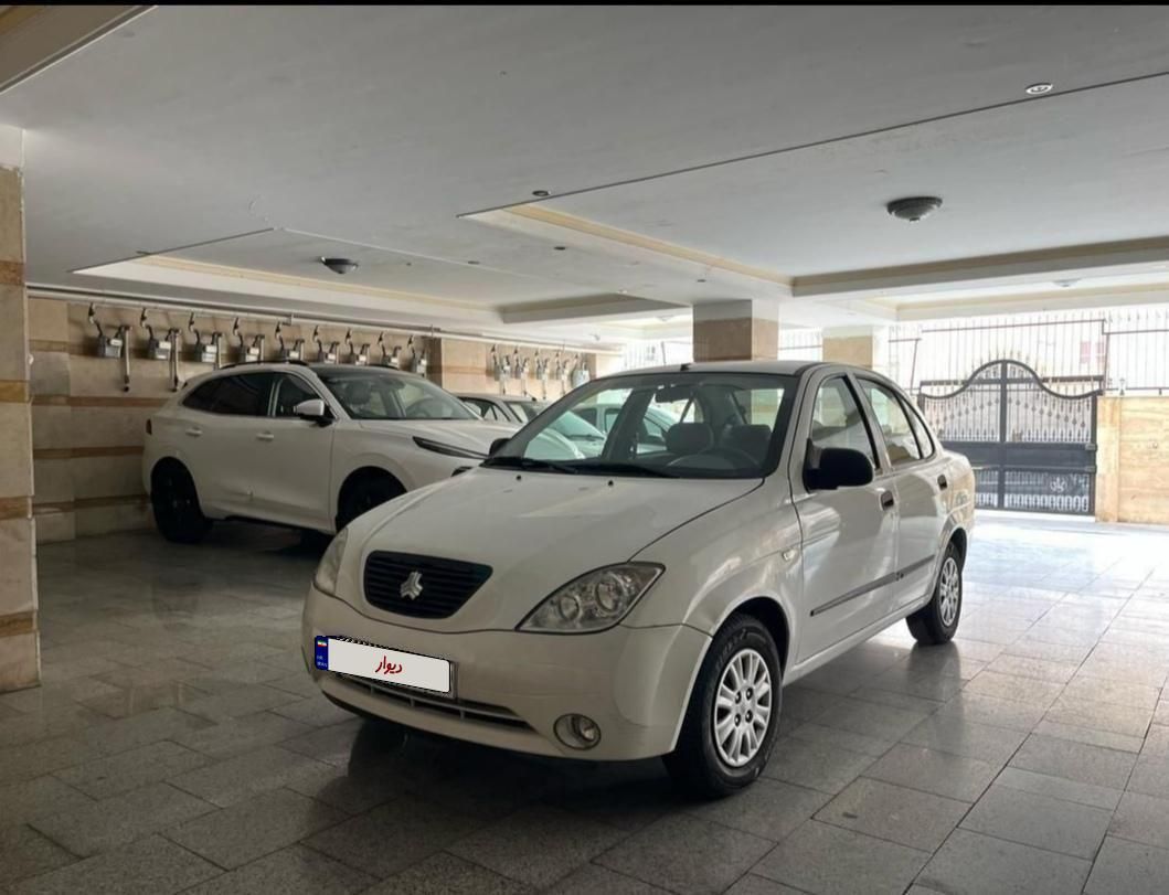 تیبا صندوق دار SX - 1400