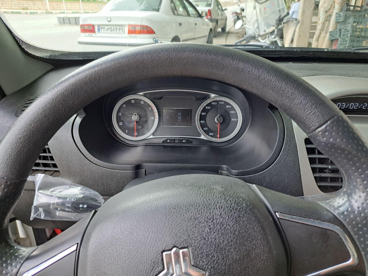 ساینا S دنده ای بنزینی - 1402