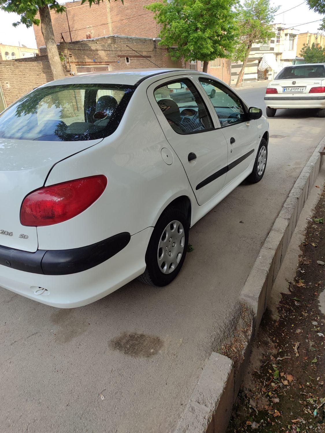 پژو 206 SD v8 - 1395