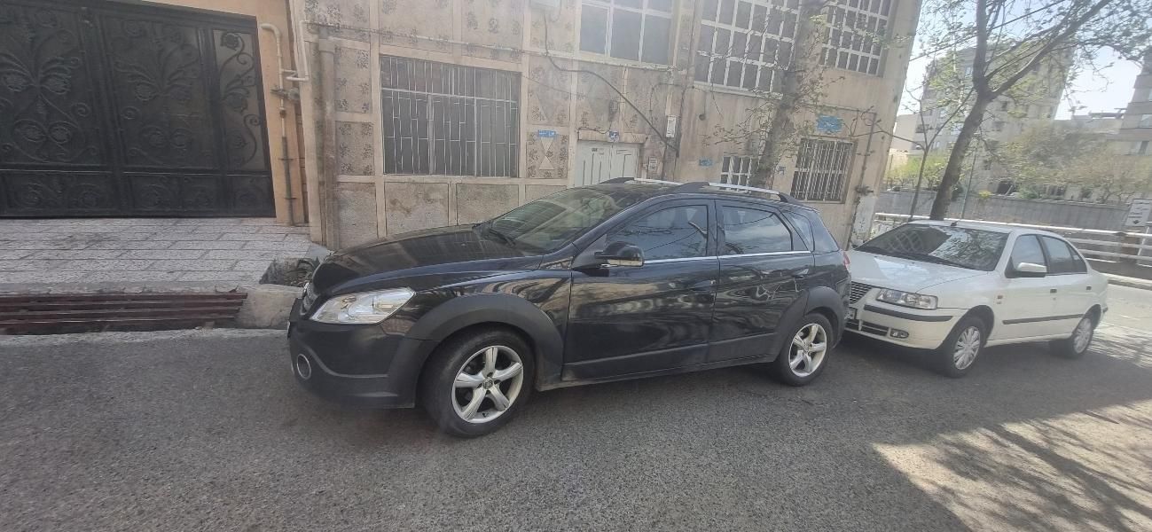 خودرو دانگ فنگ، H30 کراس آگهی ann_17981135
