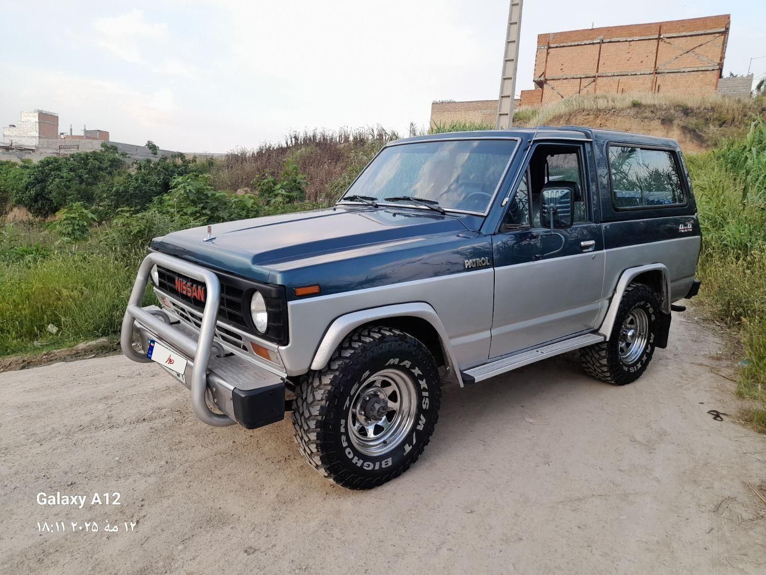 نیسان پاترول دو درب دنده‌ای - 1998