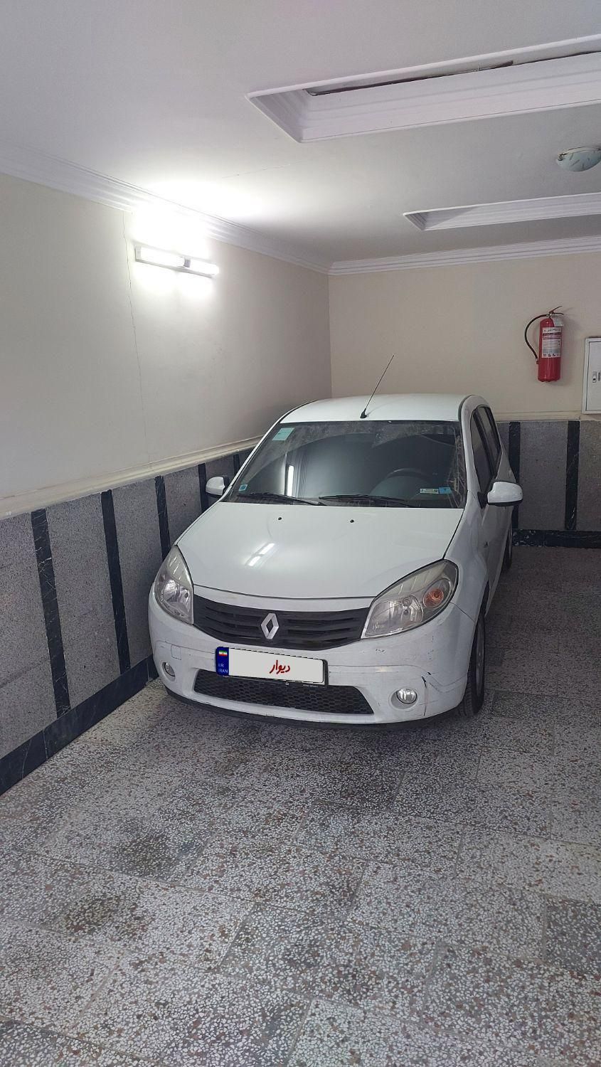 خودرو رنو، ساندرو آگهی ann_17981671