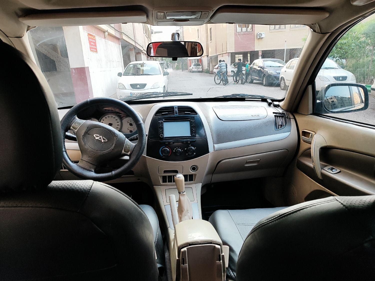 ام وی ام X33 دنده‌ای ساده - 2012
