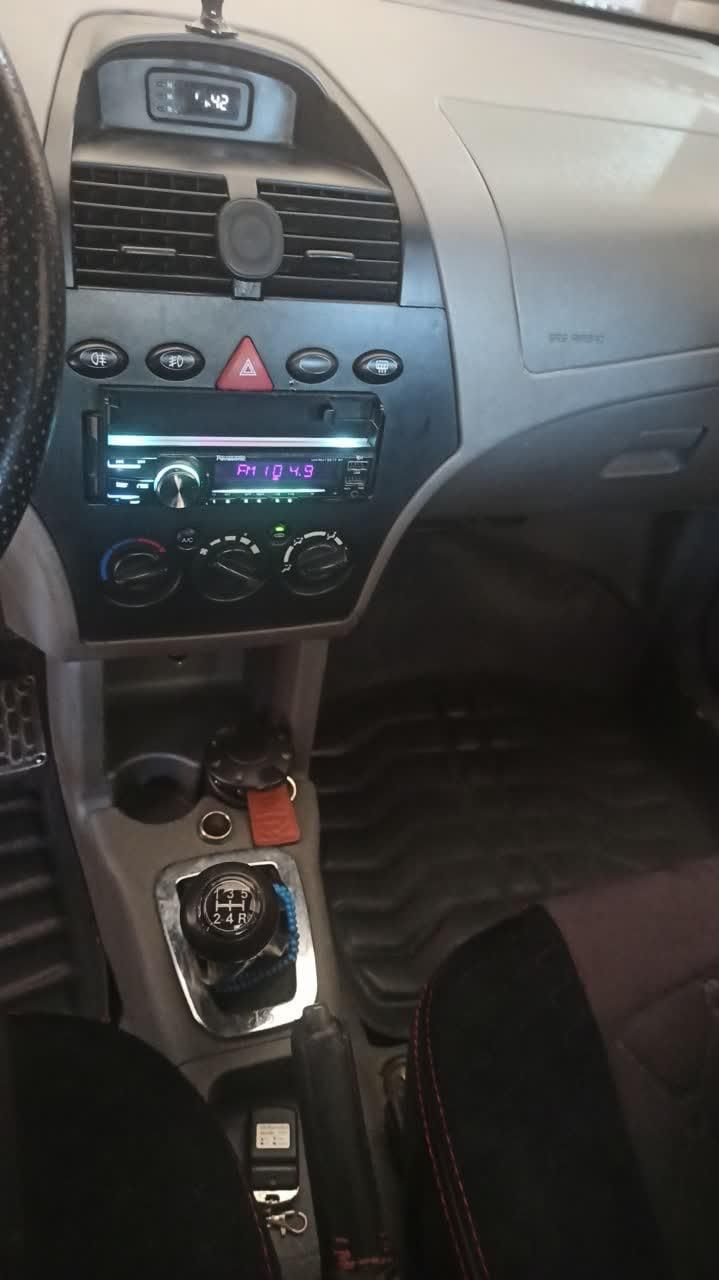 تیبا صندوق دار SX - 1393