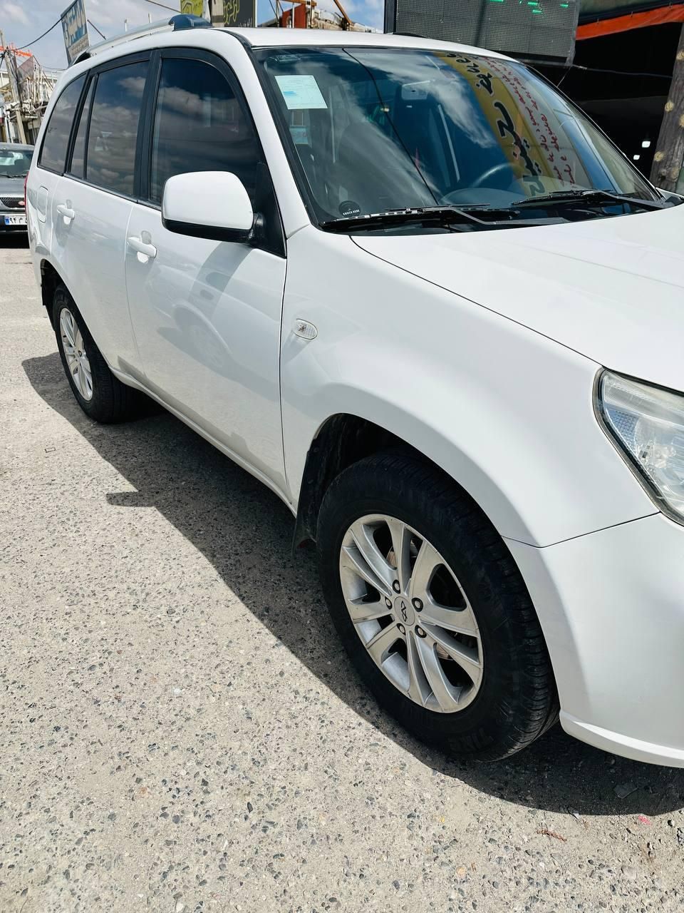 خودرو ام وی ام، X33 آگهی ann_17982498