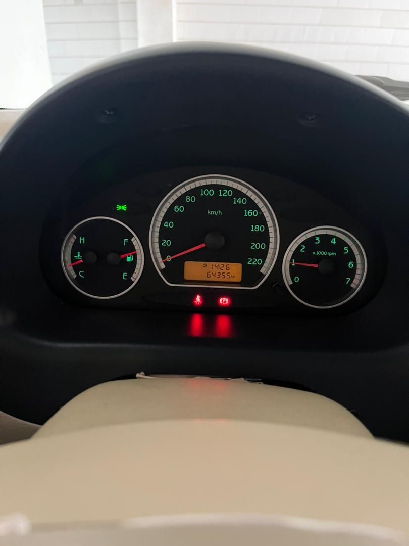 ام وی ام 110 چهار سیلندر دنده ای - 2011