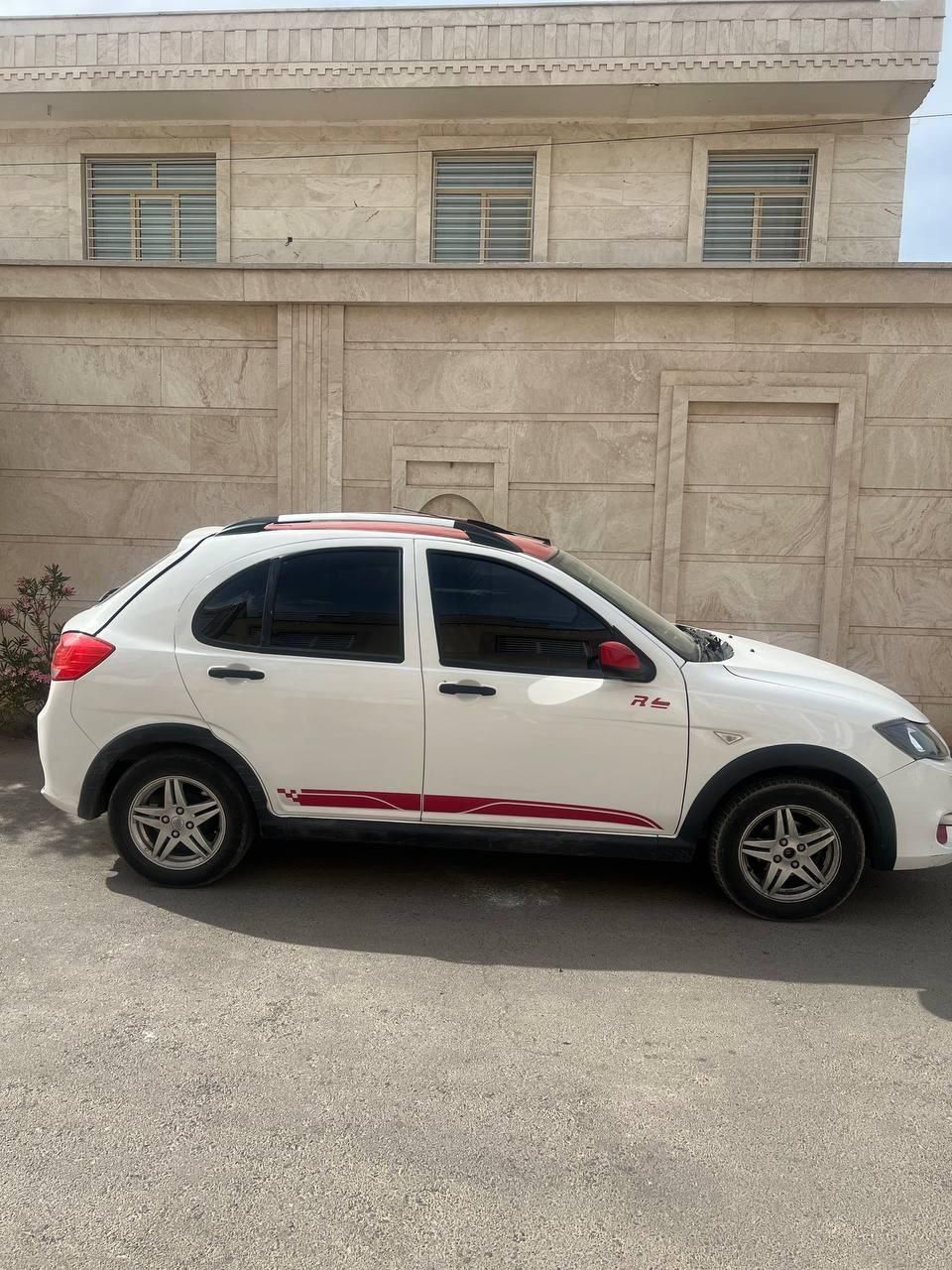 خودرو کوییک، R آگهی ann_17982595