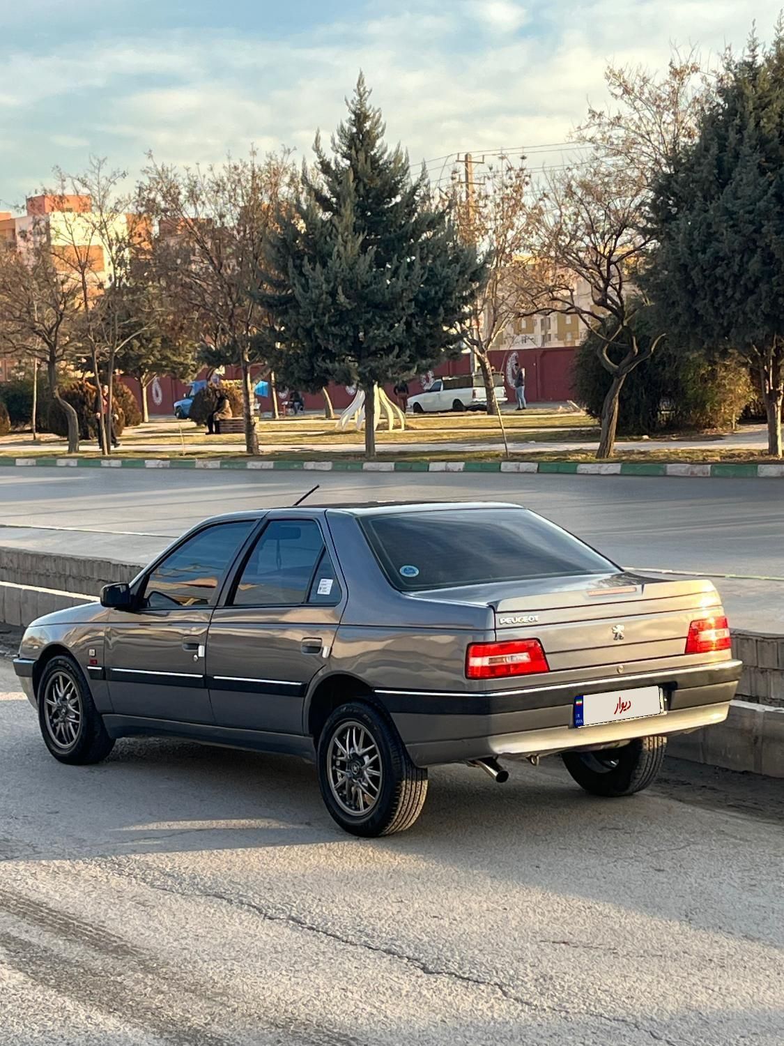 پژو 405 SLX بنزینی  XU7 - 1389