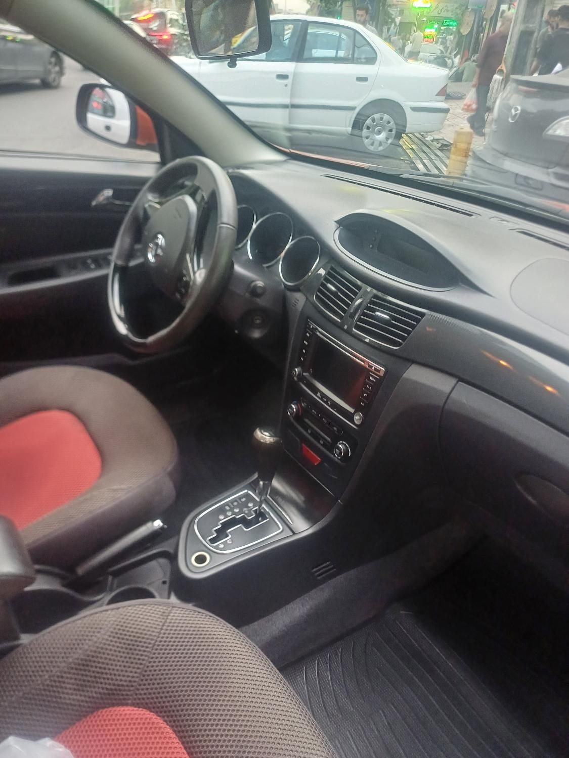 خودرو دانگ فنگ، H30 کراس آگهی ann_17983524