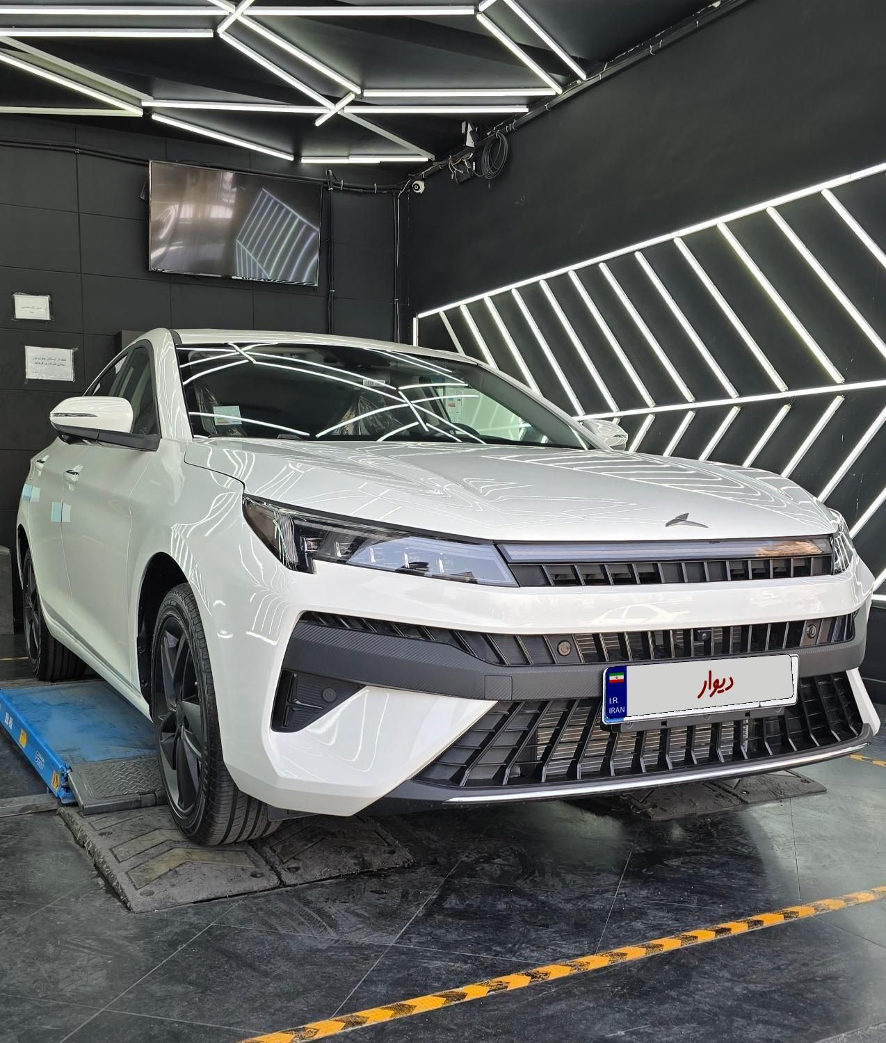 کی ام سی J7 اتوماتیک - 2025