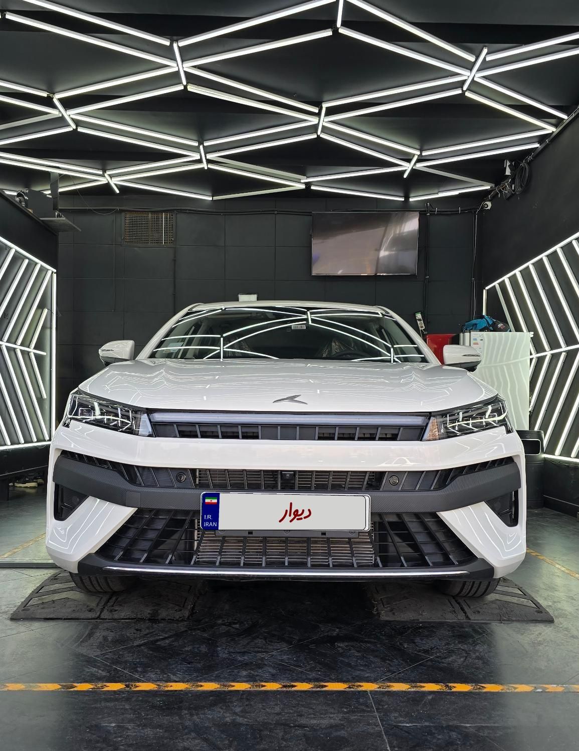 کی ام سی J7 اتوماتیک - 2025