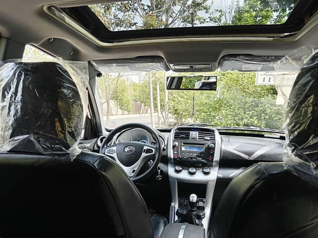 لیفان X60 دنده‌ای - 2015