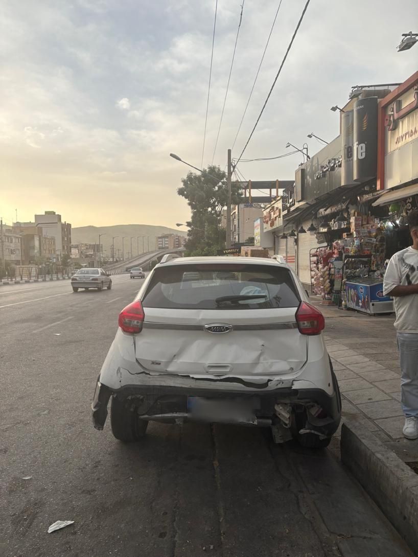 خودرو ام وی ام، X22 آگهی ann_17985271