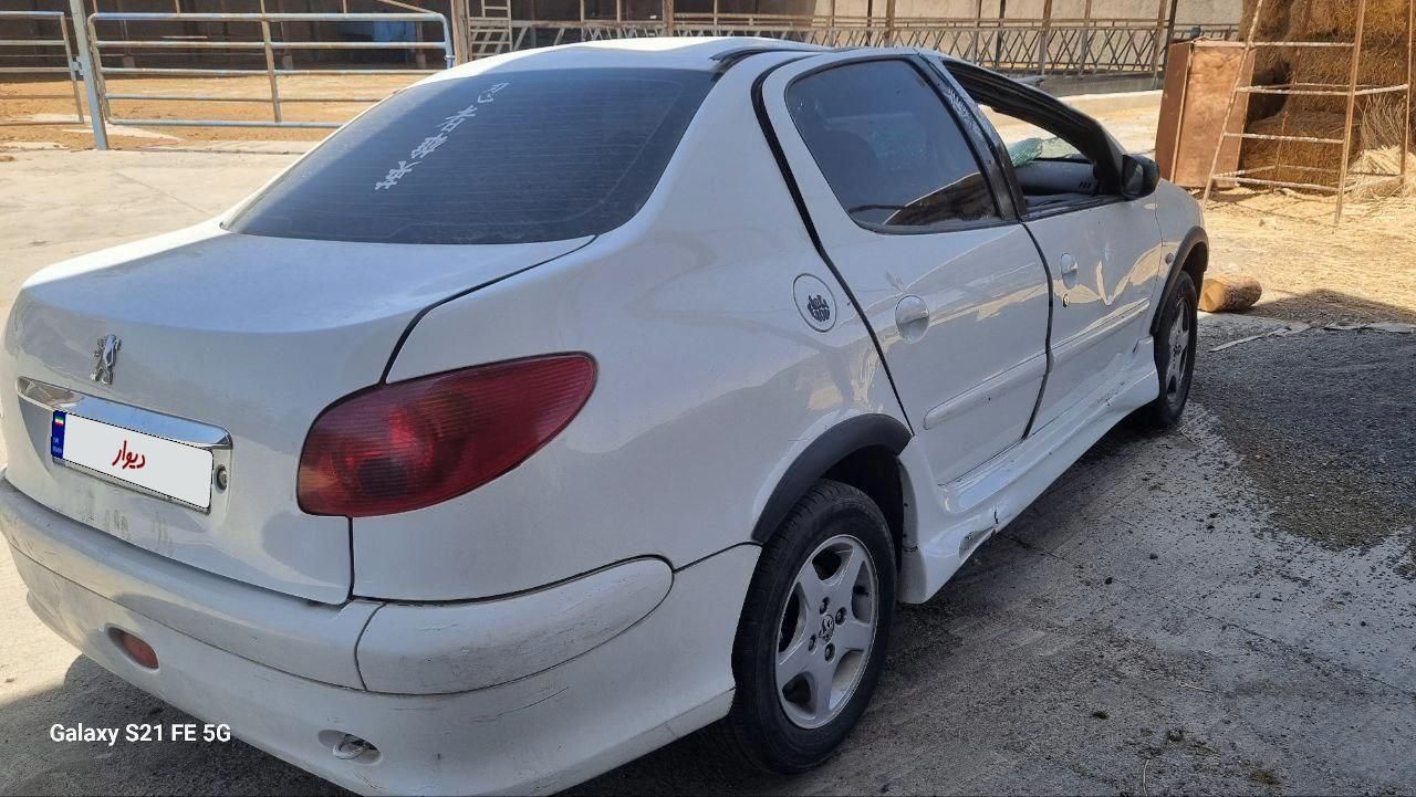 پژو 206 SD v8 - 1390