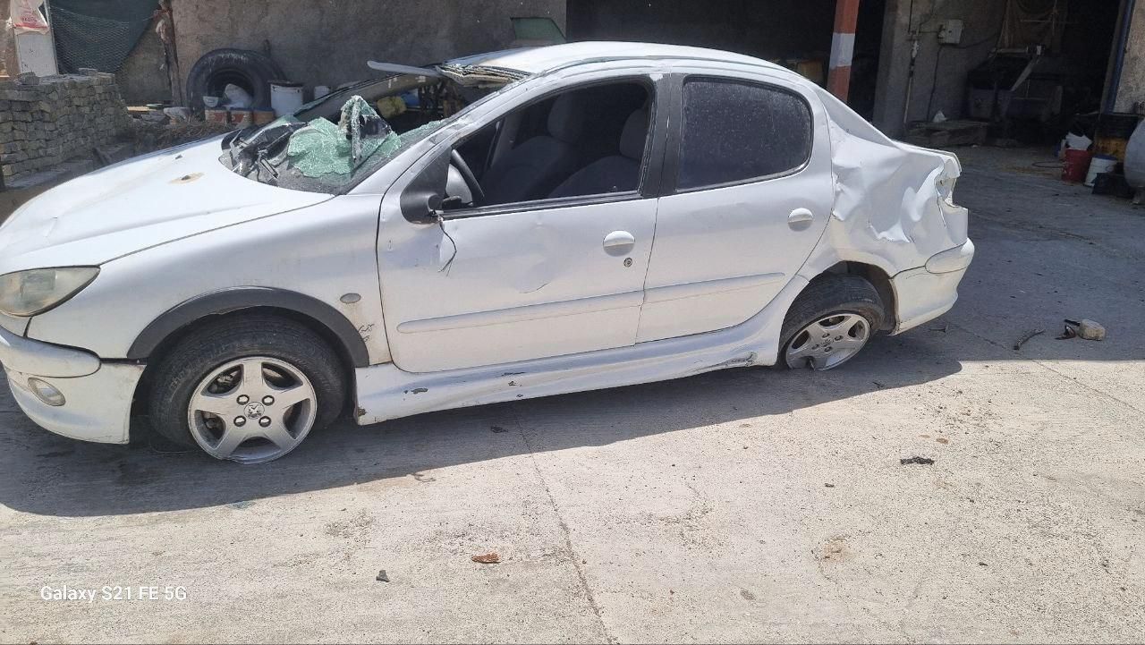 پژو 206 SD v8 - 1390