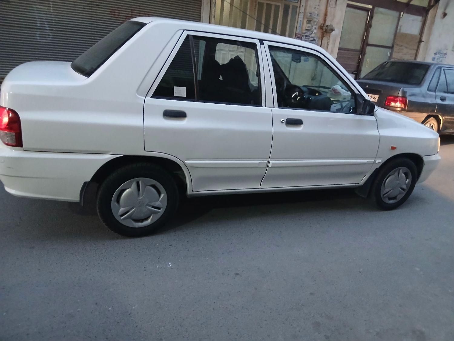 خودرو پراید، 132 آگهی ann_17986407