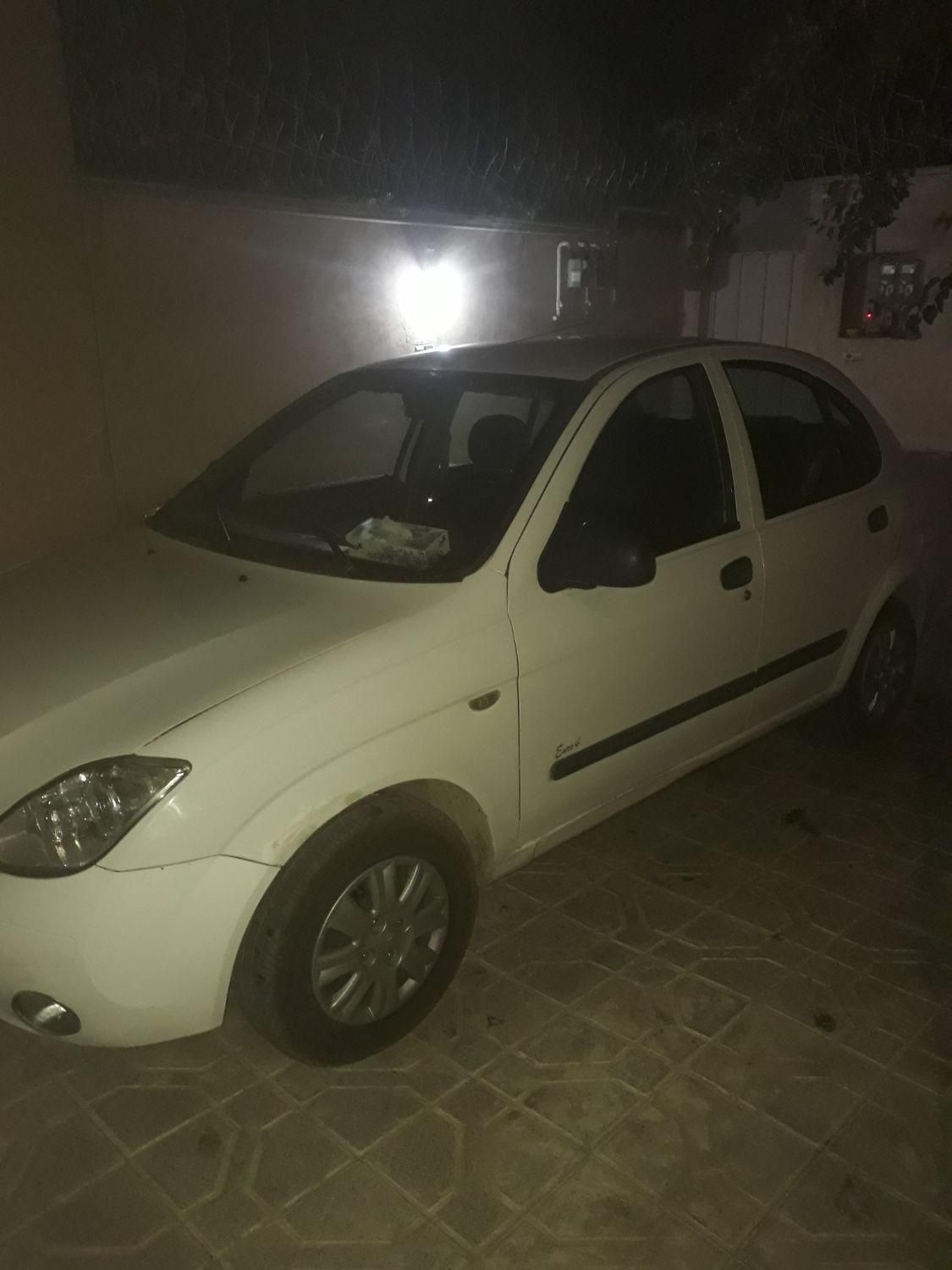 تیبا صندوق دار LX - 1392