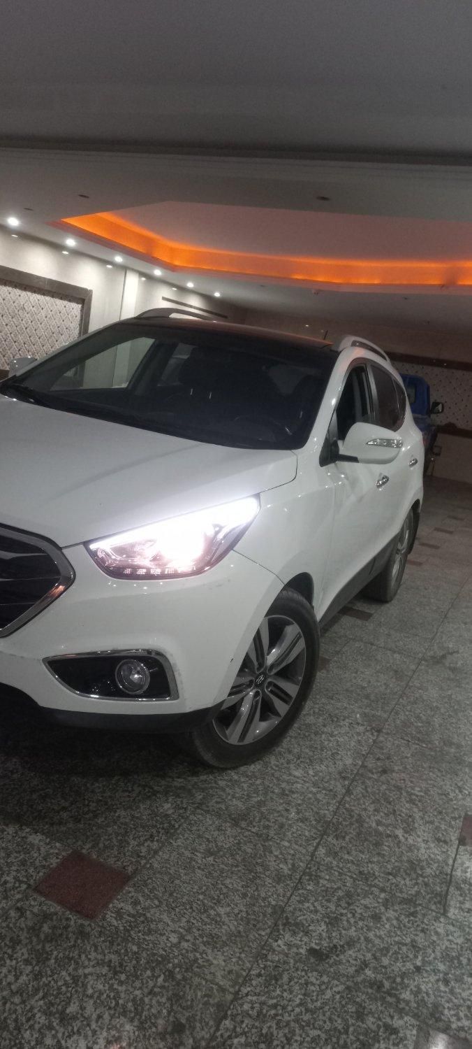 هیوندای توسان 2.4 لیتر - 2015