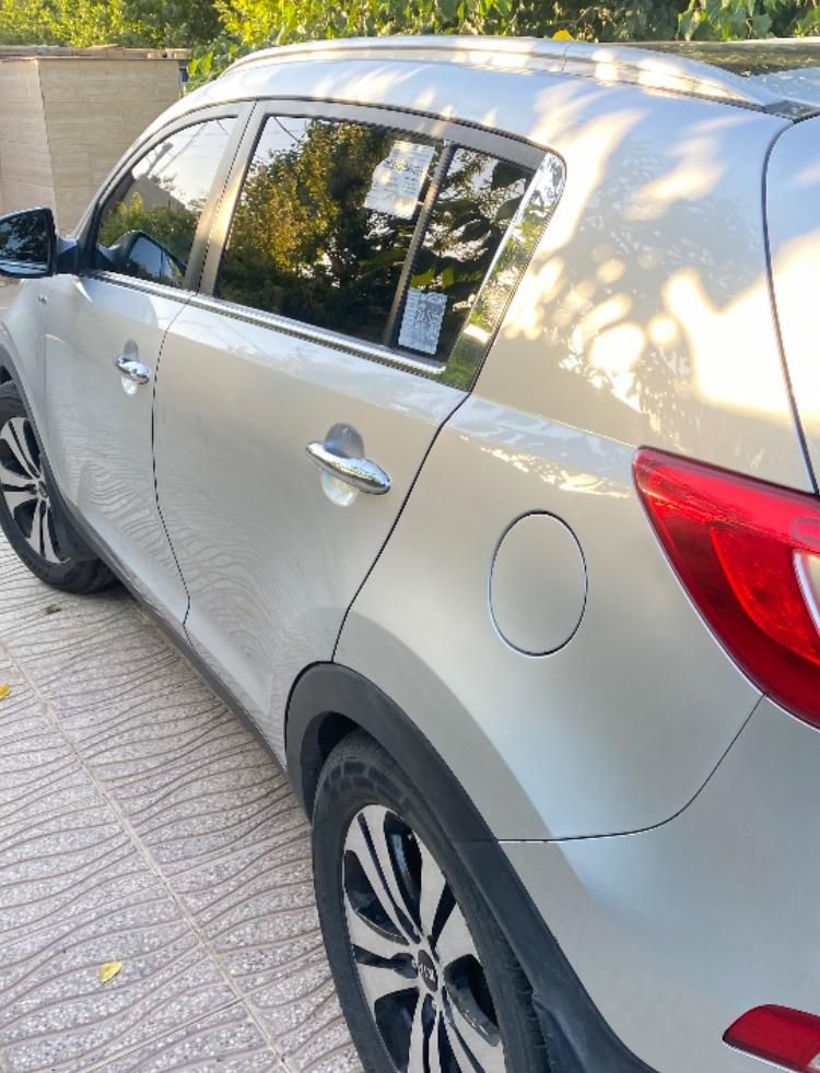 کیا اسپورتیج 4 سیلندر 2400cc - 2011