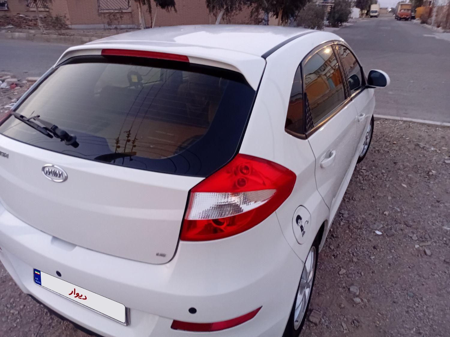 خودرو ام وی ام، 315 هاچ بک آگهی ann_17987679