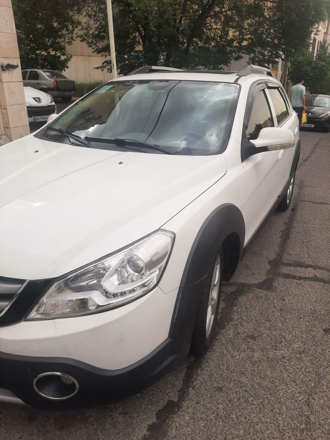 خودرو دانگ فنگ، H30 کراس آگهی ann_17988435
