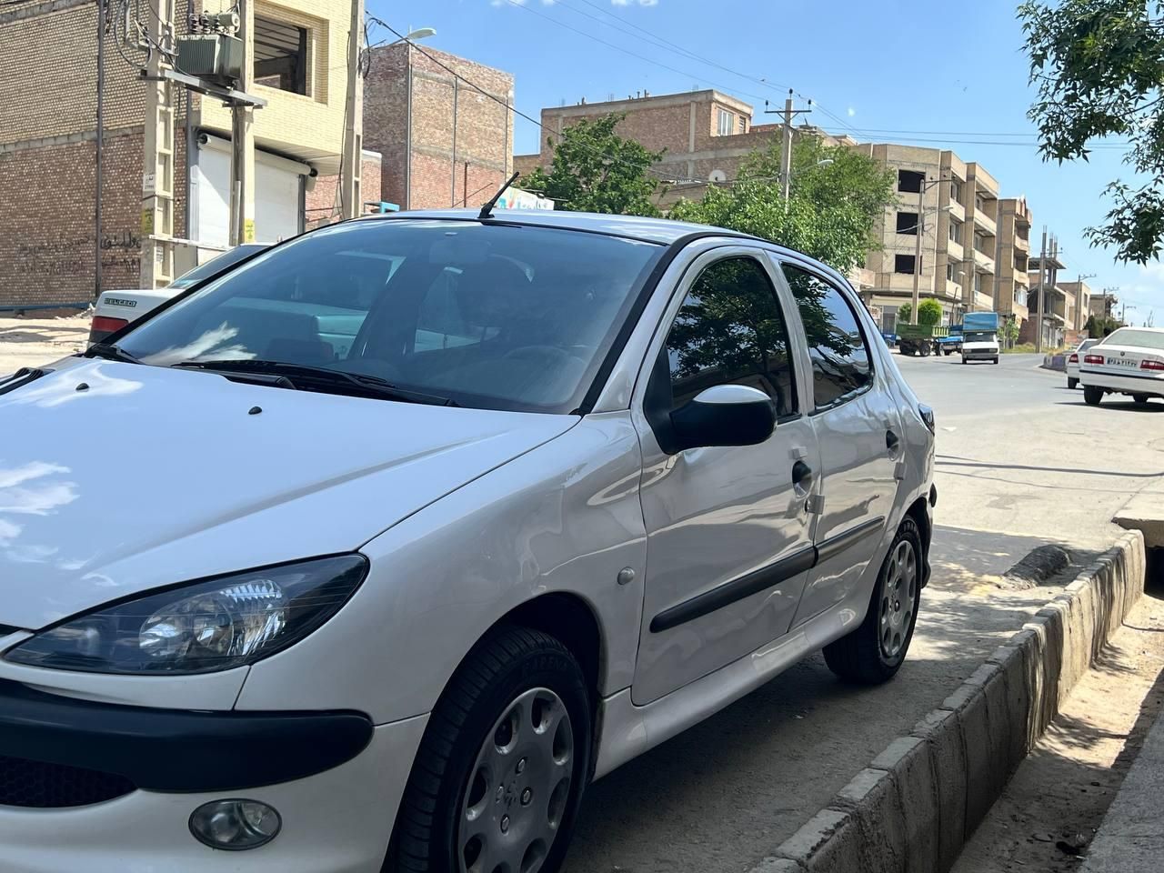 پژو 206 تیپ 5 - 1393