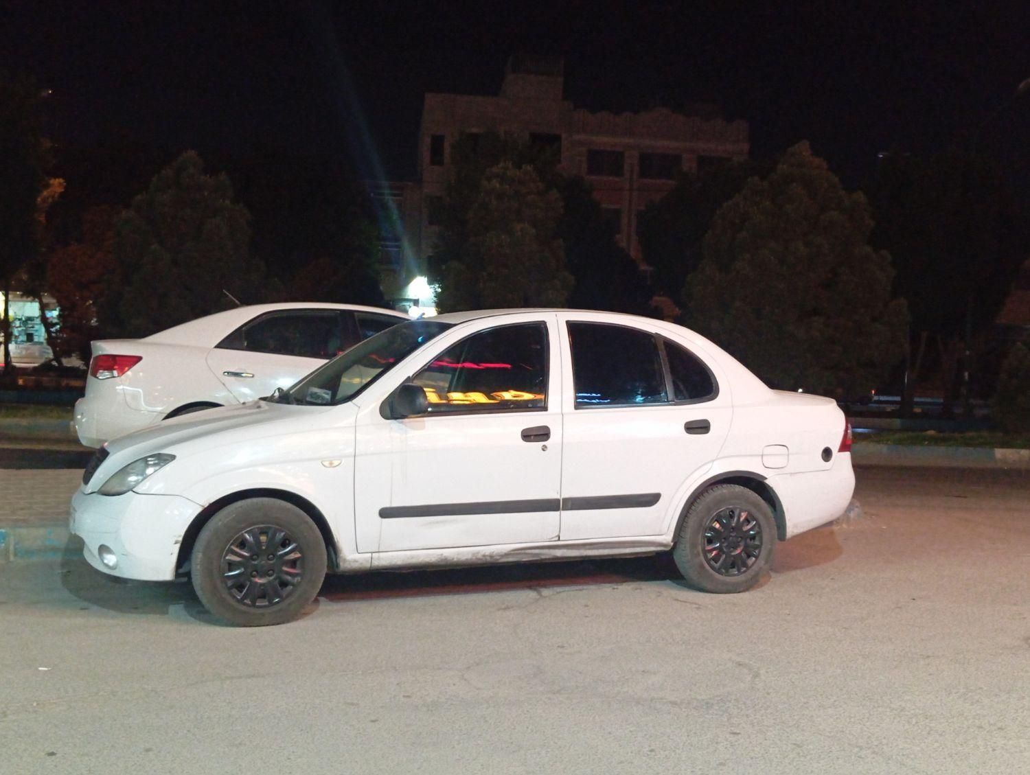 تیبا صندوق دار EX - 1393