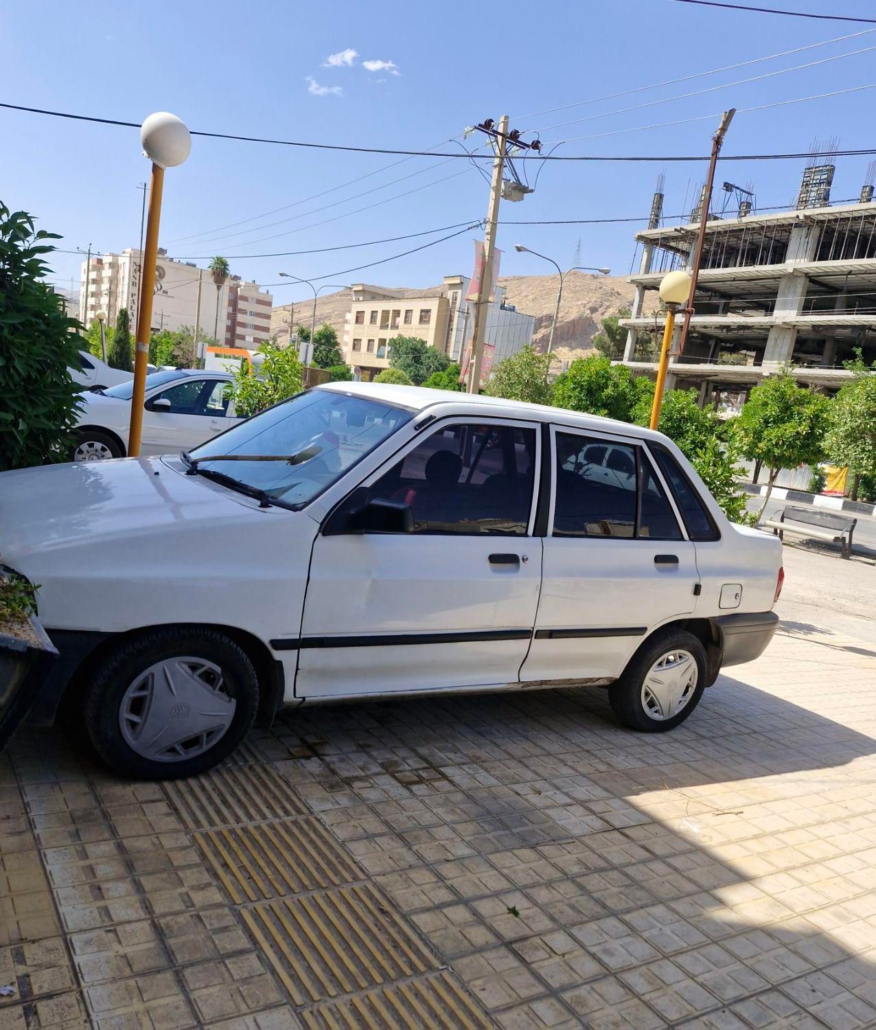 پراید صبا دنده‌ای - 1382