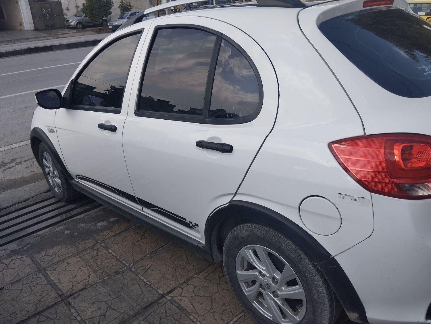 کوییک R دنده‌ای - 1401