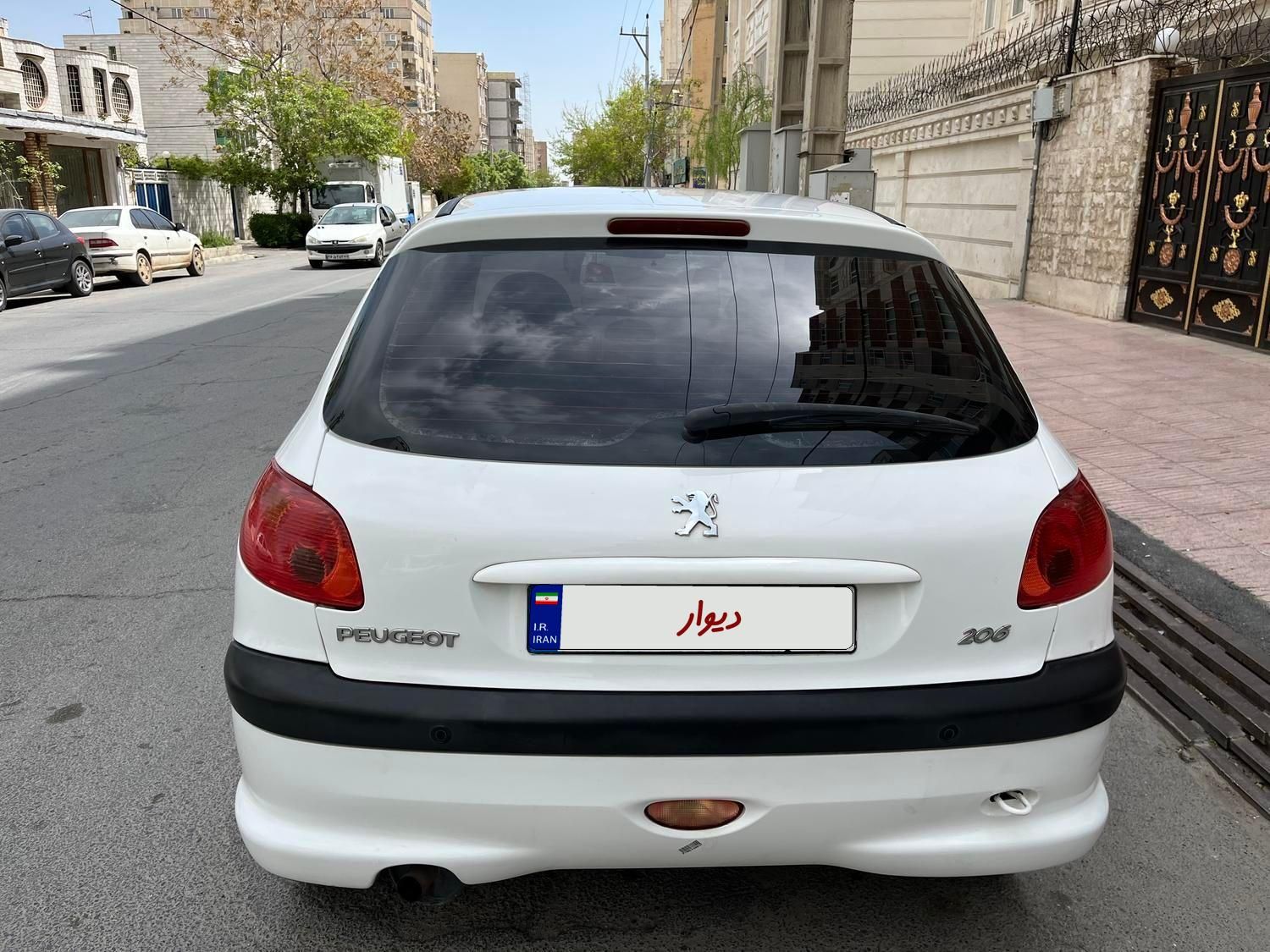 پژو 206 تیپ 5 - 1395