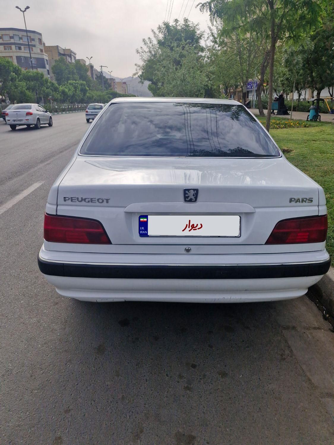پژو پارس XU7P - 1402