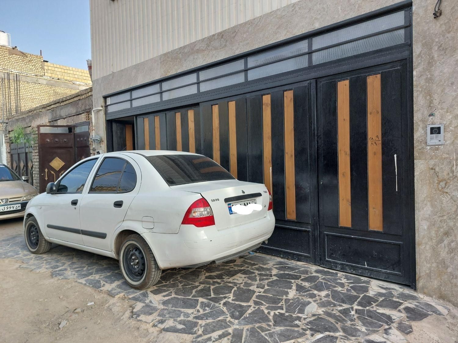تیبا صندوق دار SX - 1395