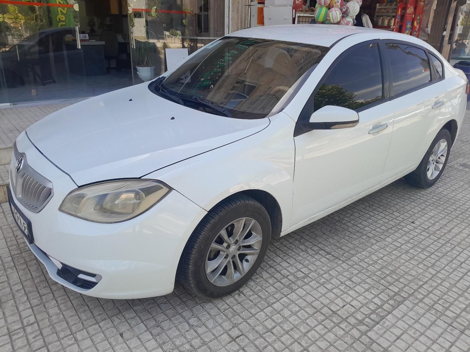 برلیانس H330 دنده‌ای 1500 - 2015