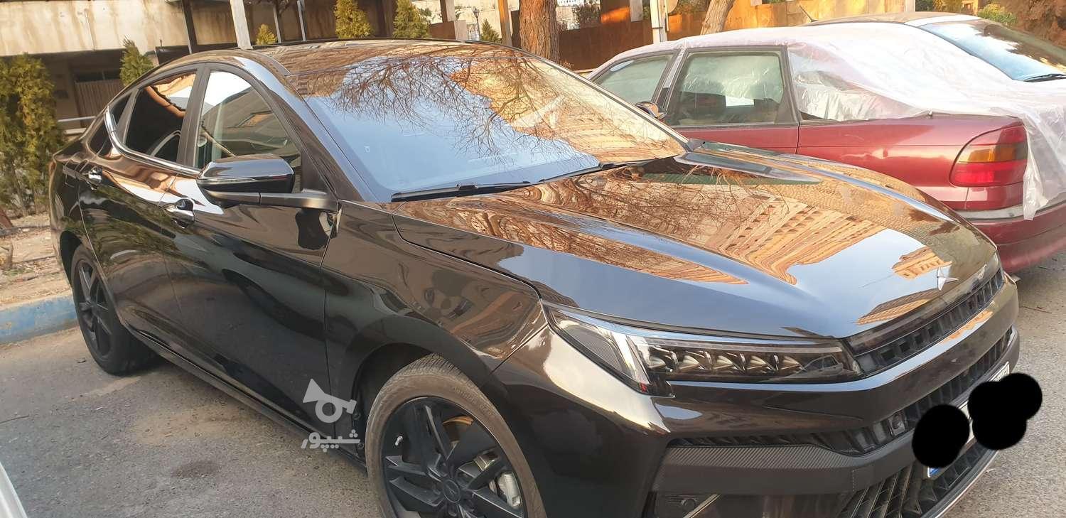 کی ام سی EJ7 142 کیلووات - 1402