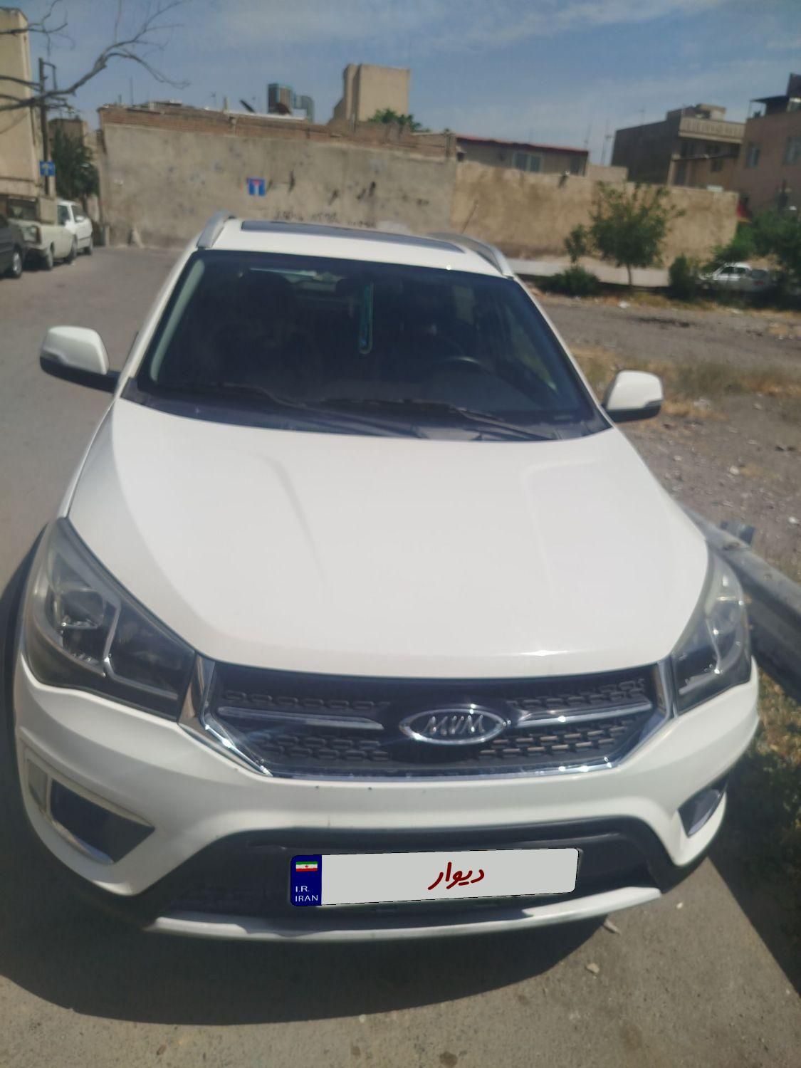 خودرو ام وی ام، X22 آگهی ann_17992587