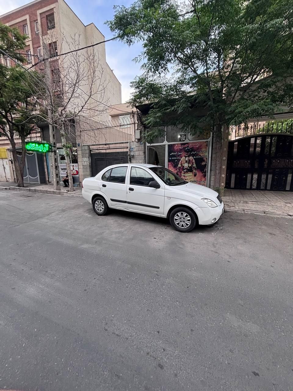 تیبا صندوق دار SX - 1391