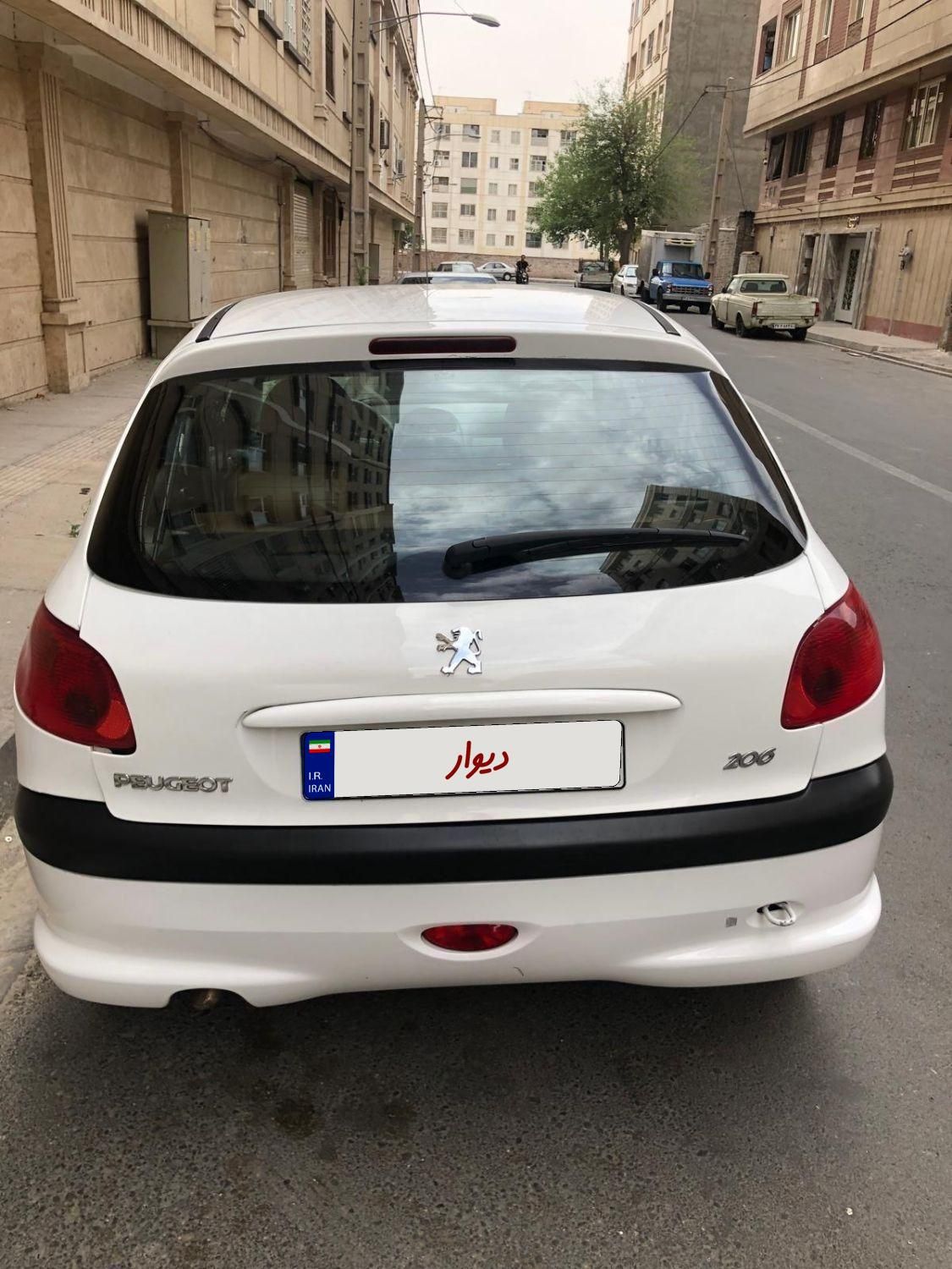 پژو 206 تیپ 5 - 1396