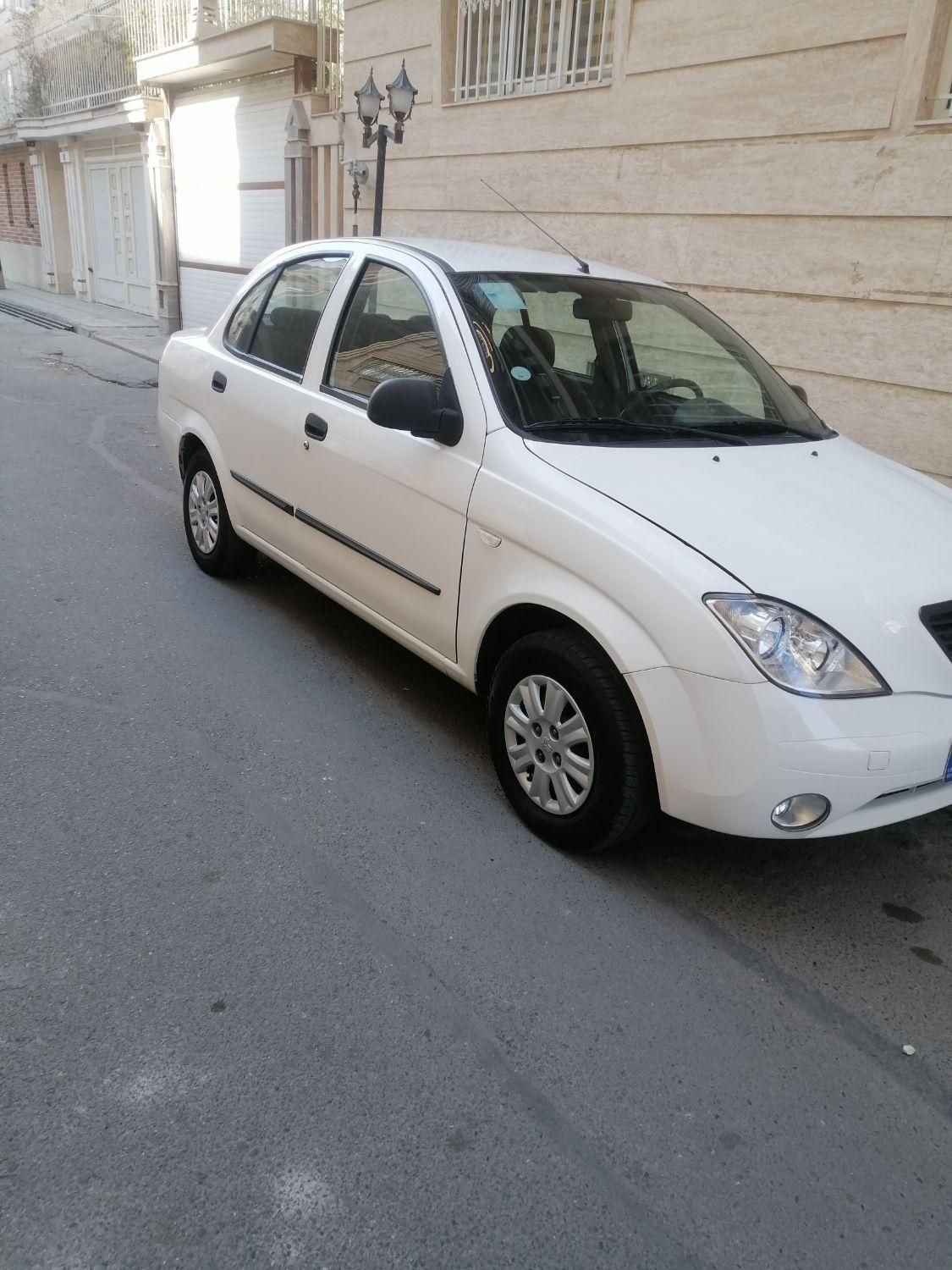 تیبا صندوق دار SX - 1396