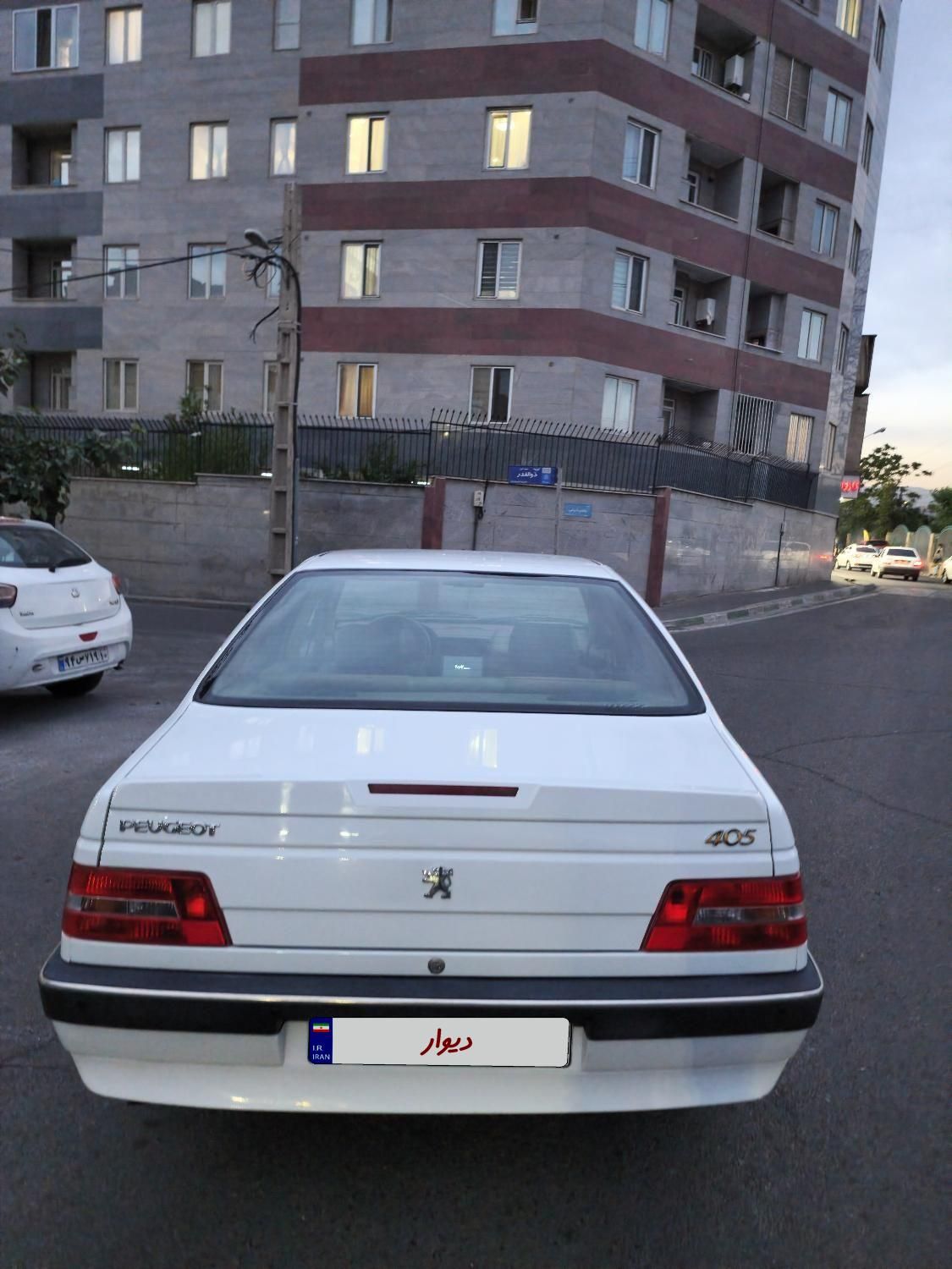 پژو 405 SLX بنزینی TU5 - 1393