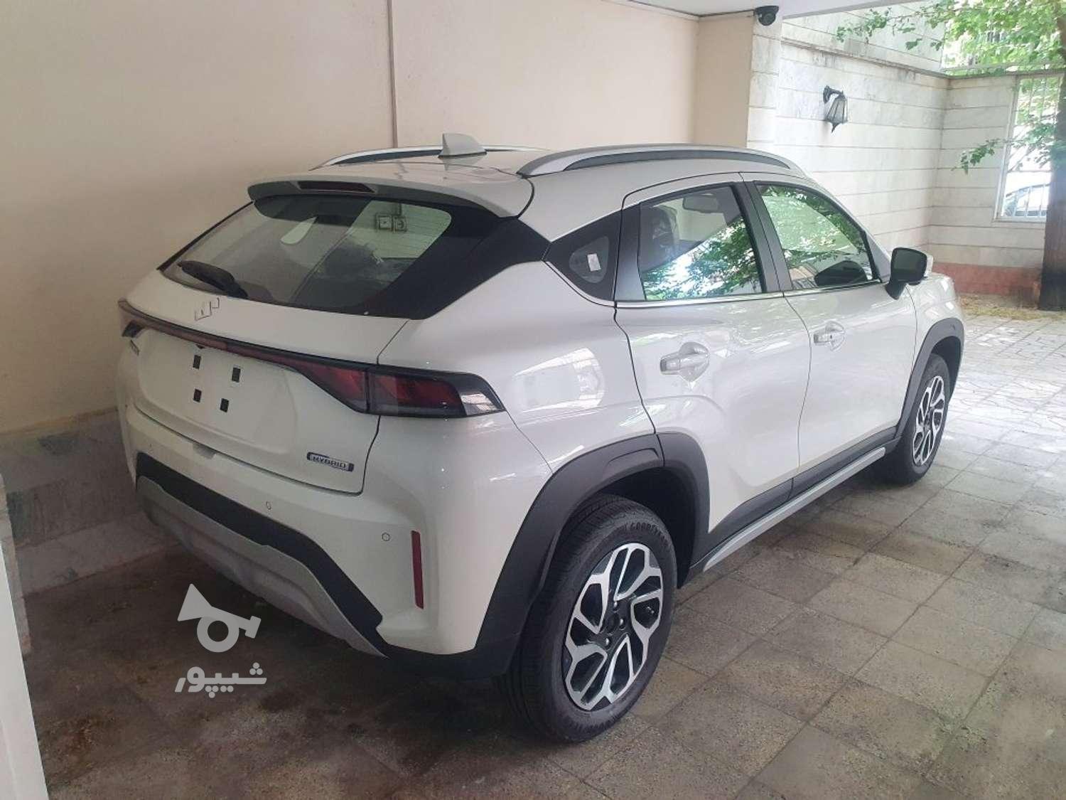 سوزوکی فرانکس هیبرید - 2025