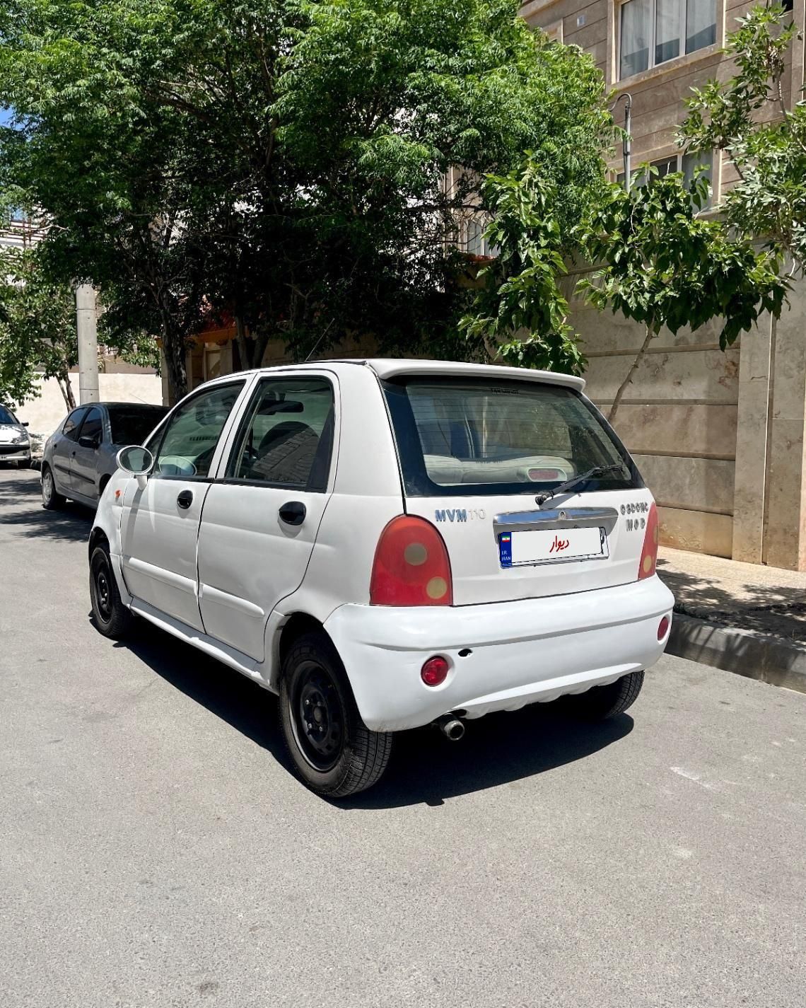 ام وی ام 110 چهار سیلندر دنده ای - 2011