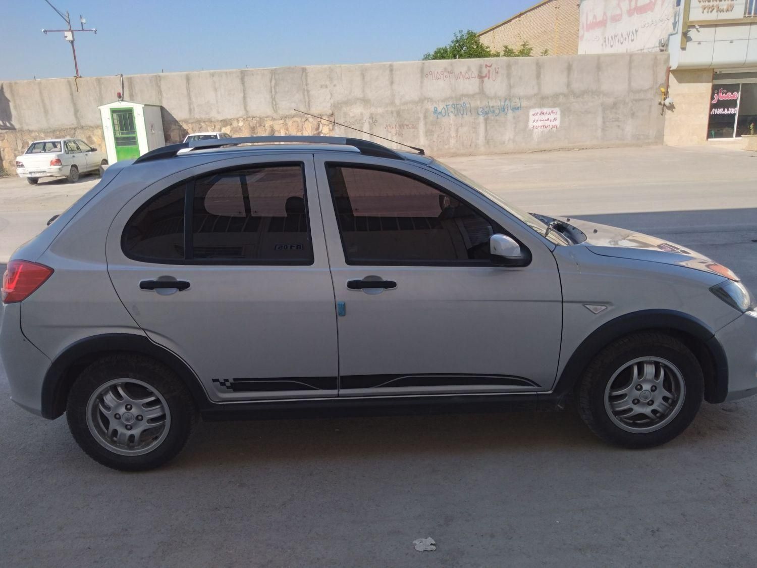 کوییک R دنده‌ای - 1402