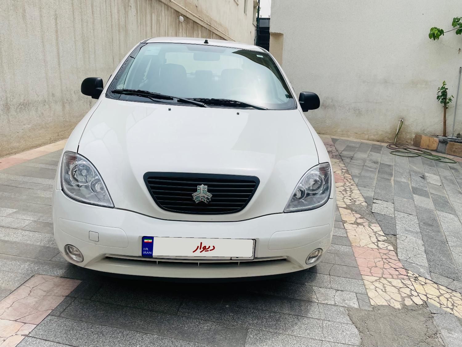 تیبا صندوق دار SX - 1400