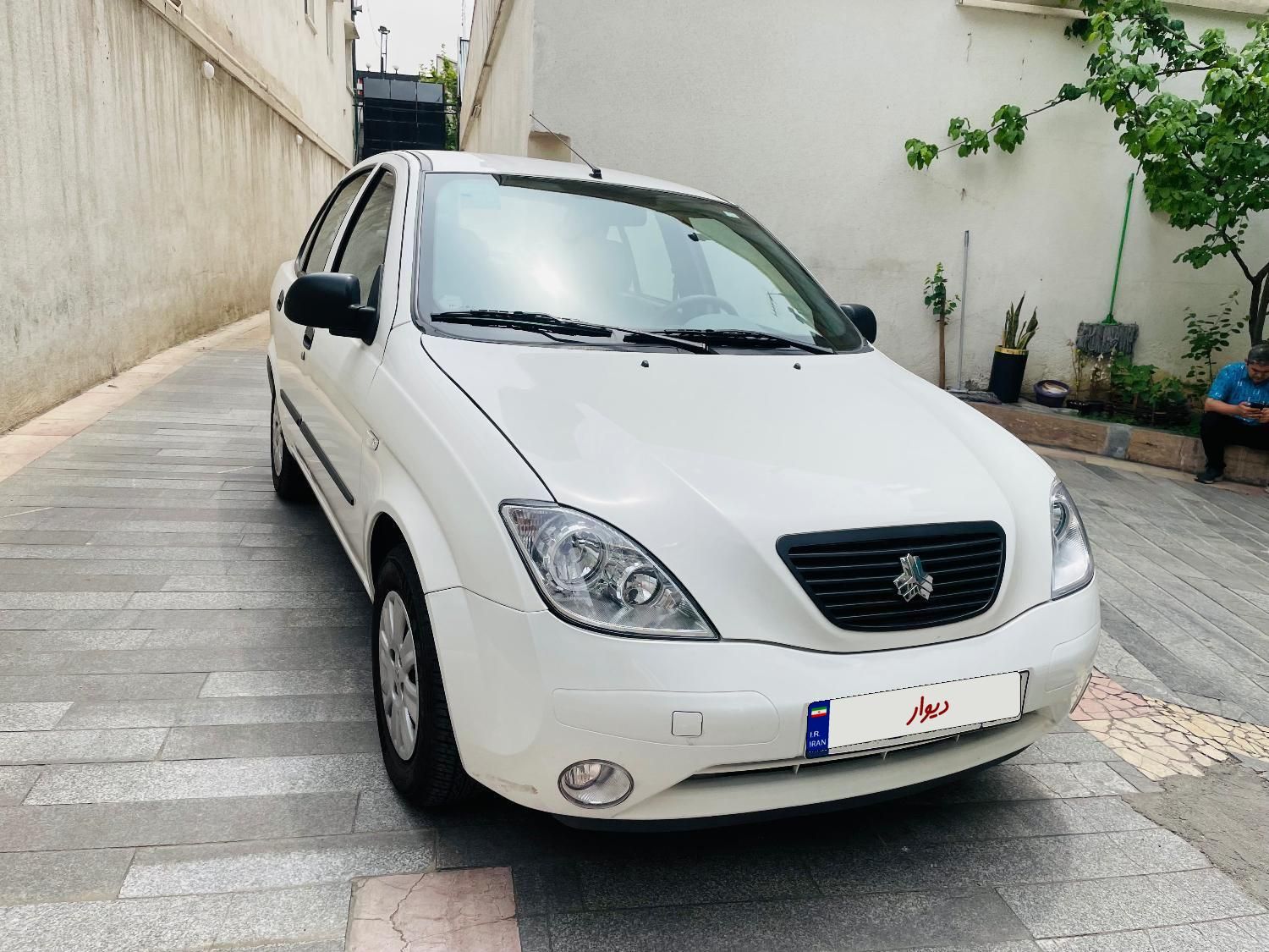 تیبا صندوق دار SX - 1400