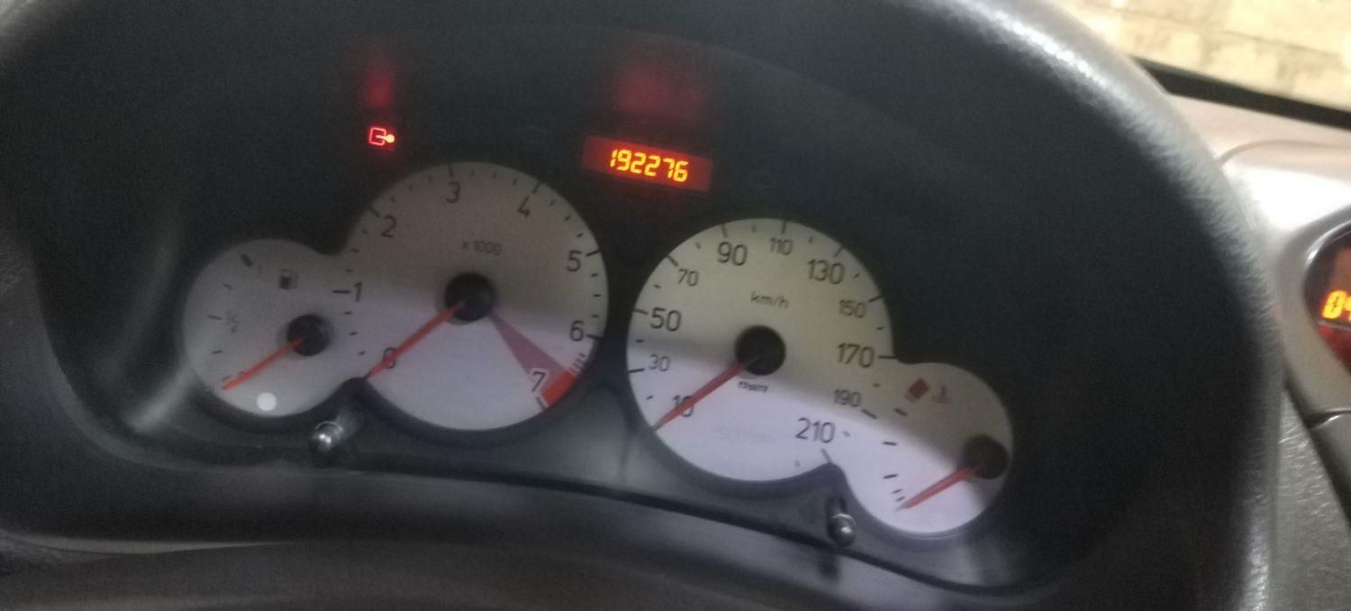پژو 206 SD v8 - 1393