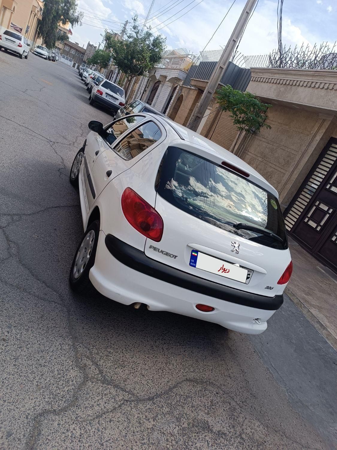 خودرو پژو، 206 آگهی ann_17997287