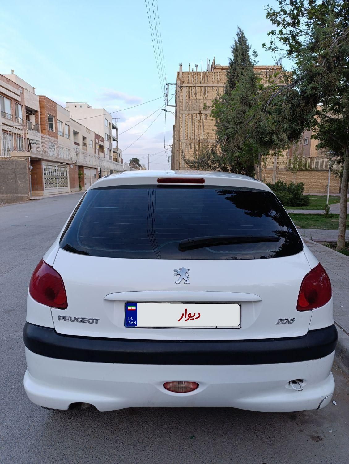 پژو 206 تیپ 5 - 1389