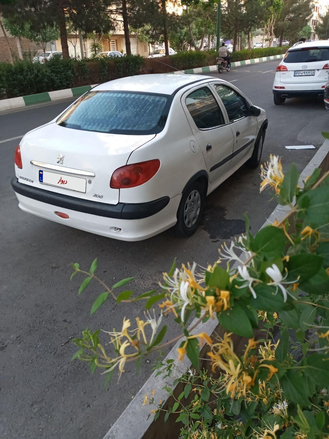 پژو 206 SD v8 - 1390